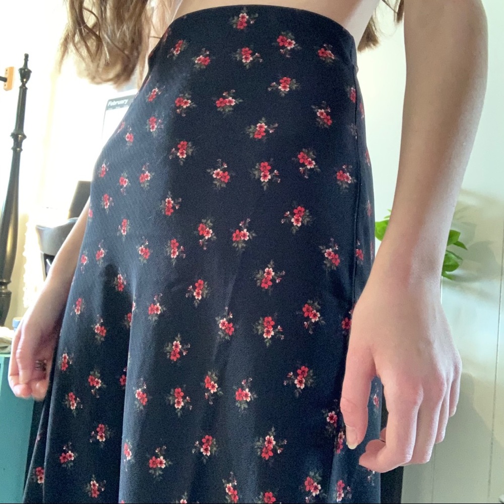 Black floral Aeropostale midi skirt